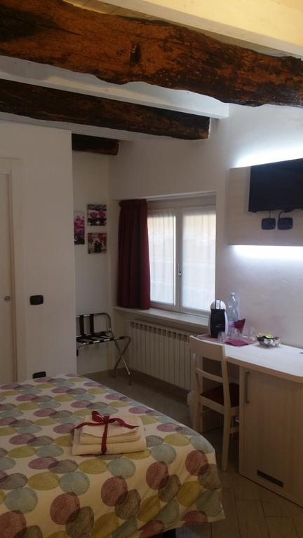 Belsorrisovarese Elegance Private Parking -with Reservation-